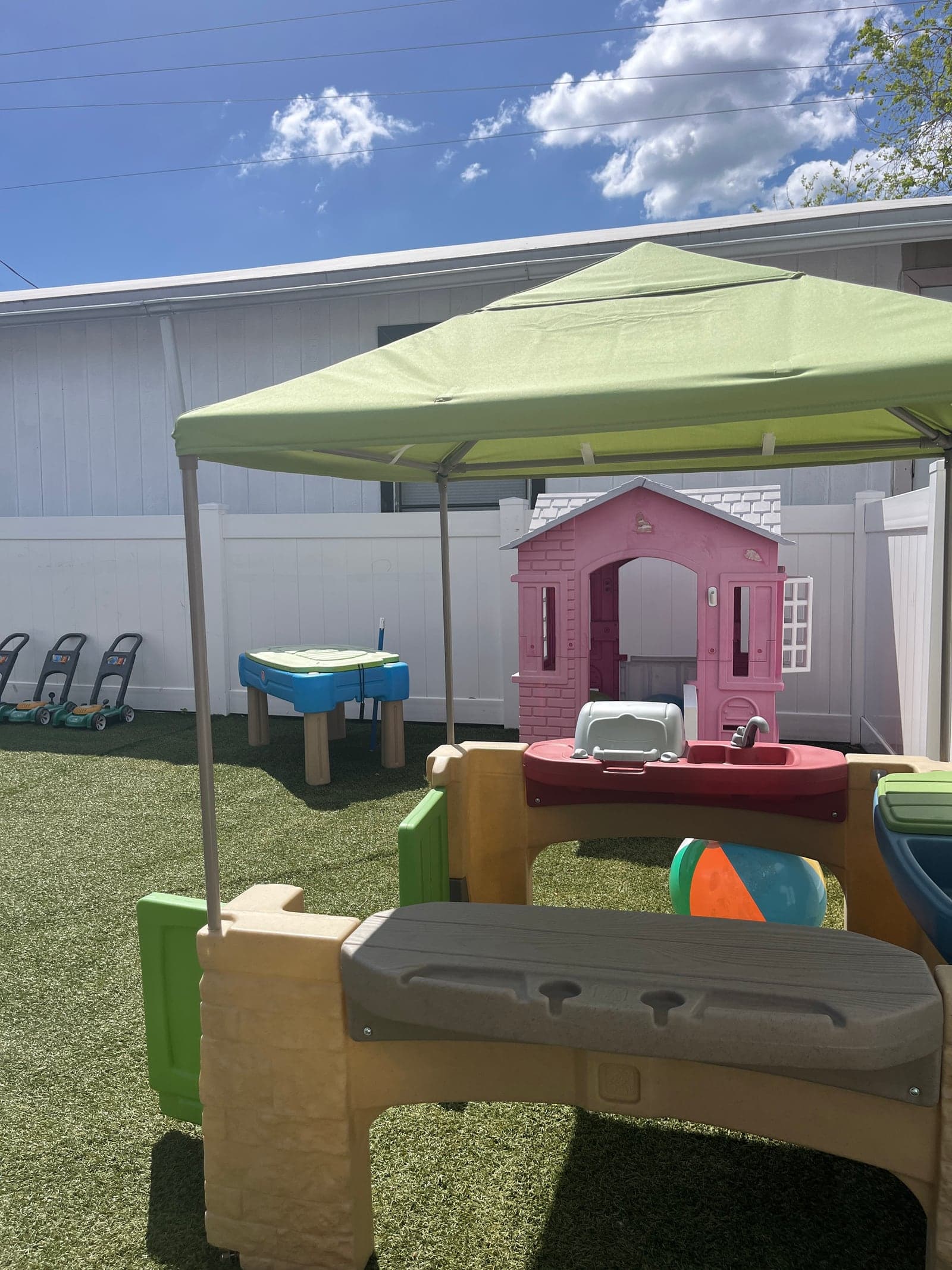 Outdoor playhouse at Oni's Happy Hearts